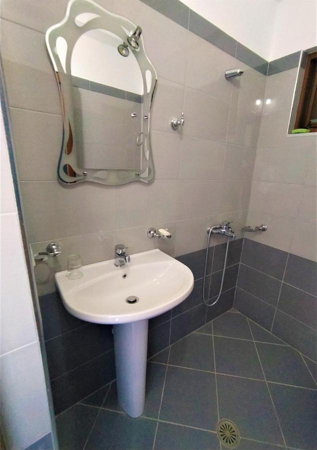 Ahmeti Rooms Ksamil Exteriér fotografie